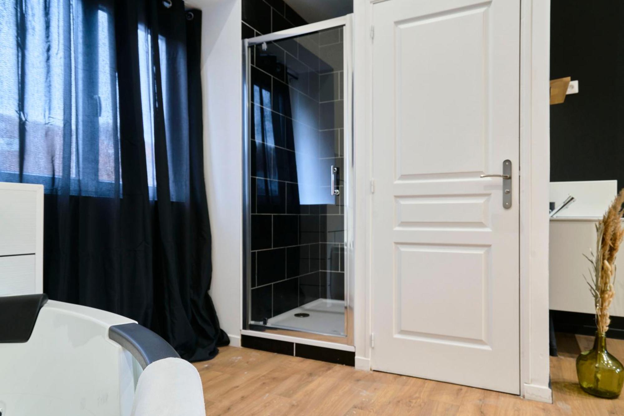 Ng Prestige - Lille L Roubaix Trichon - Balneo - Netflix - Wifi Διαμέρισμα Εξωτερικό φωτογραφία